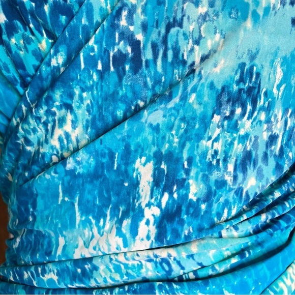 LL Bean Shaping One Piece V-Neck Swimwear Tank Suit with Ruching (Size 8 Reg) - Picture 8 of 13